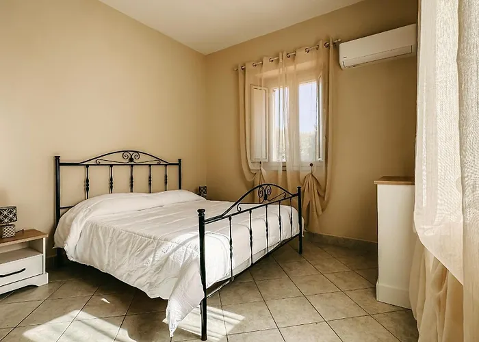 Il Giardino Degli Angeli Чефалу